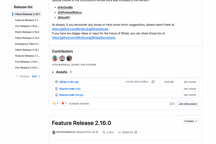Skript公式GitHubのReleasesページ。Latestの安定版とAssets内のSkript JARが表示されている